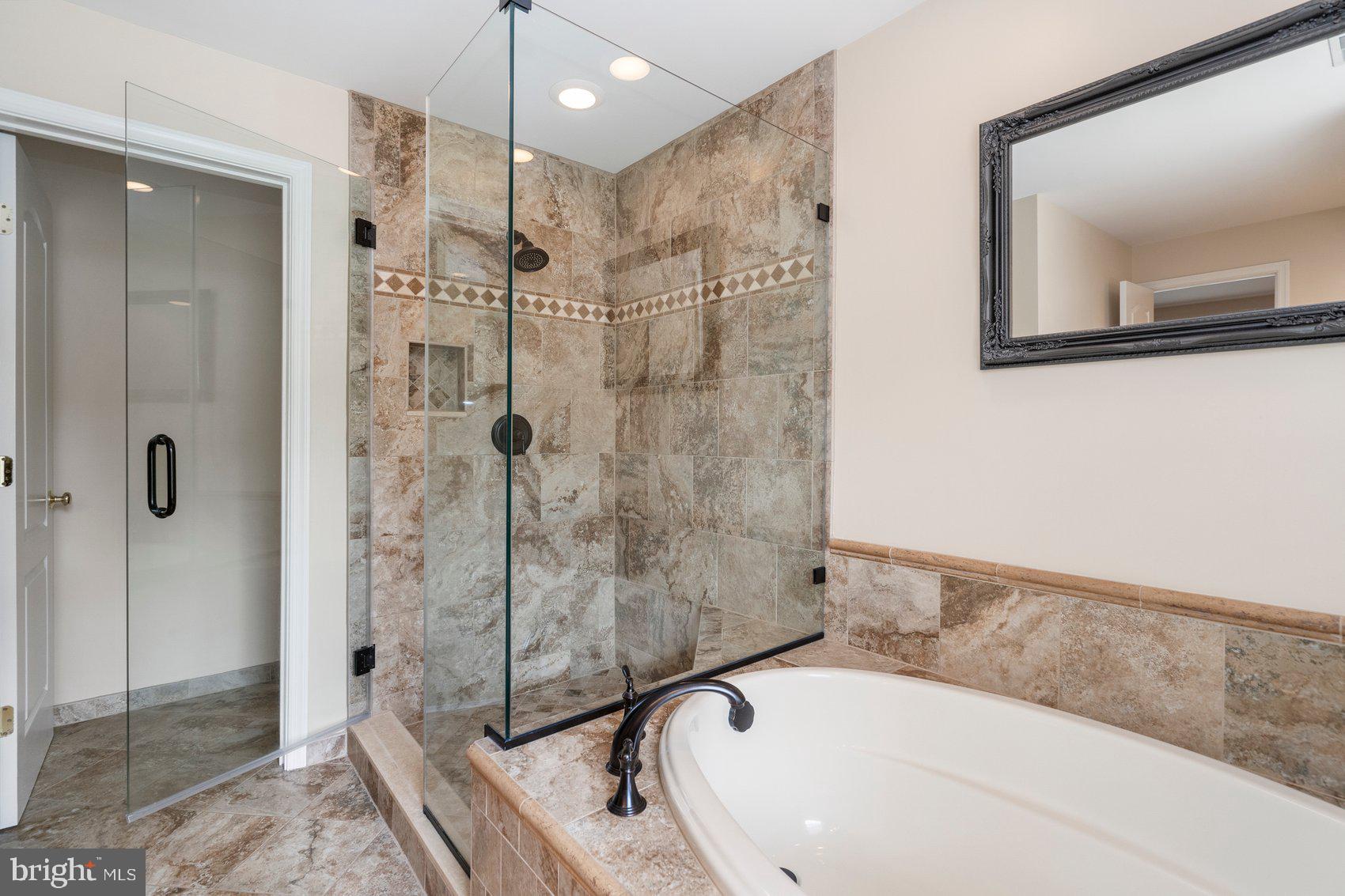 MIDDLEBURY - Residential