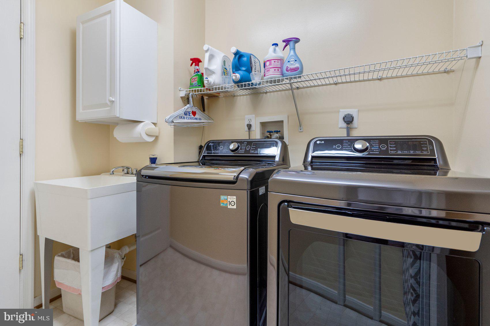 MIDDLEBURY - Residential