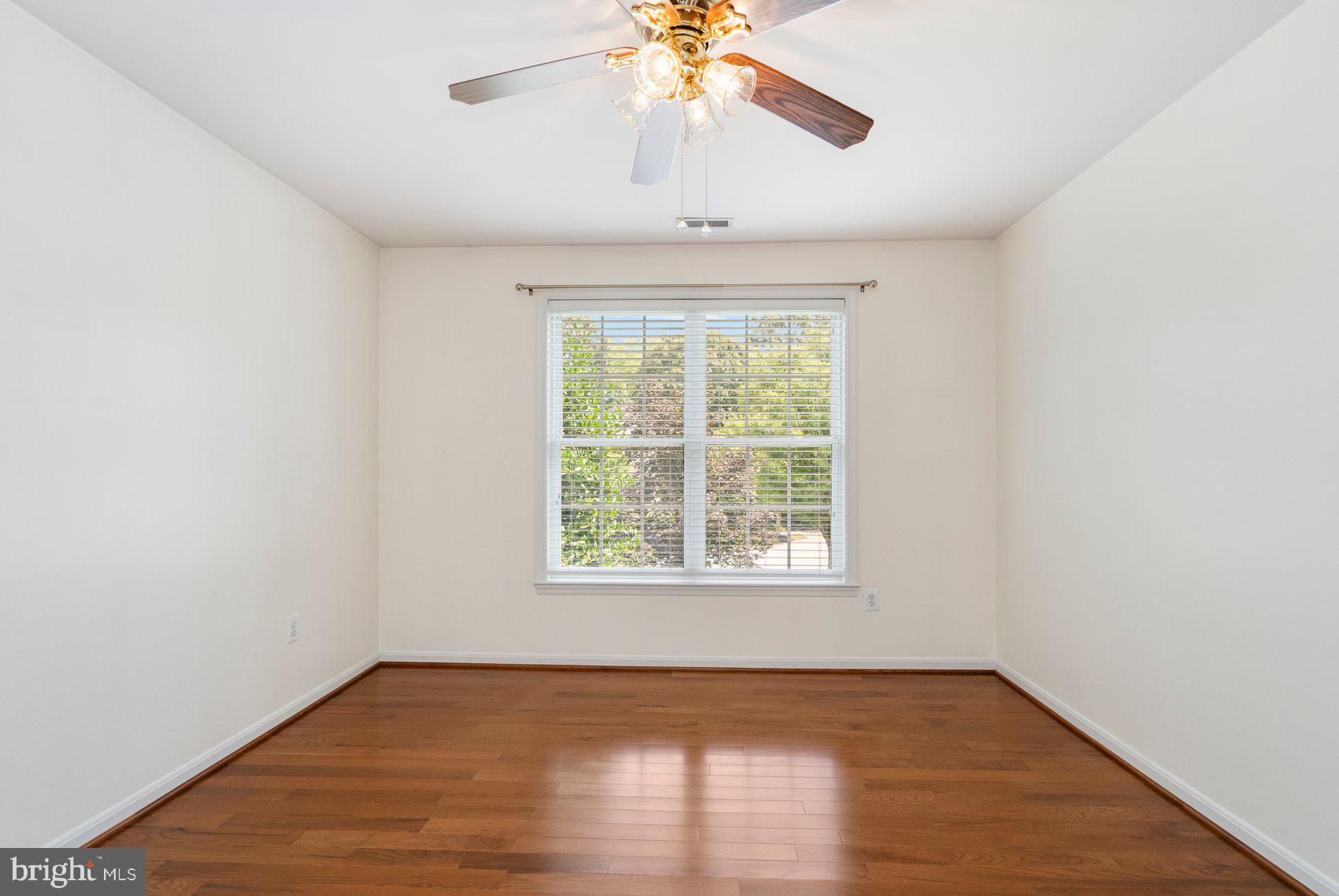 MIDDLEBURY - Residential