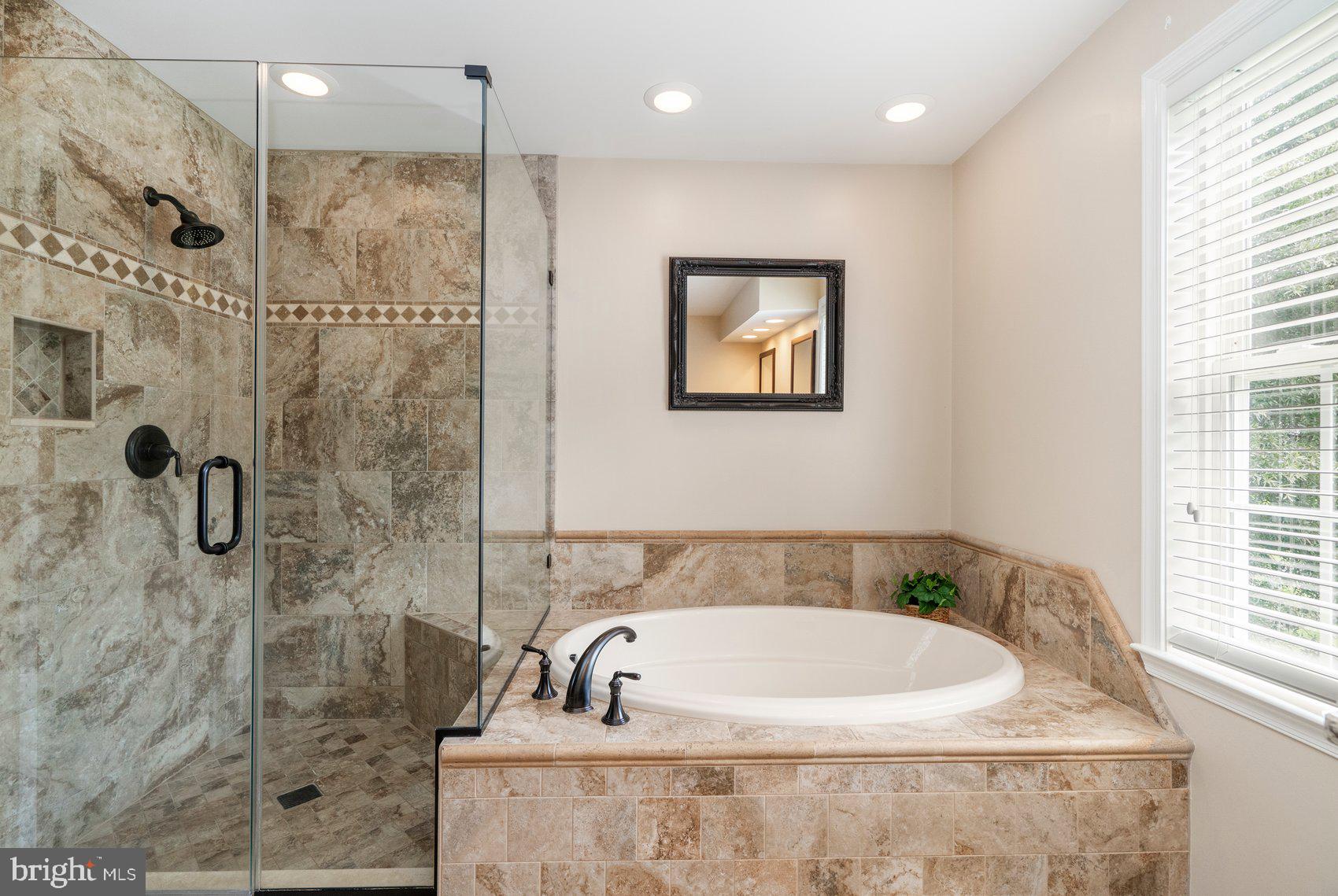 MIDDLEBURY - Residential