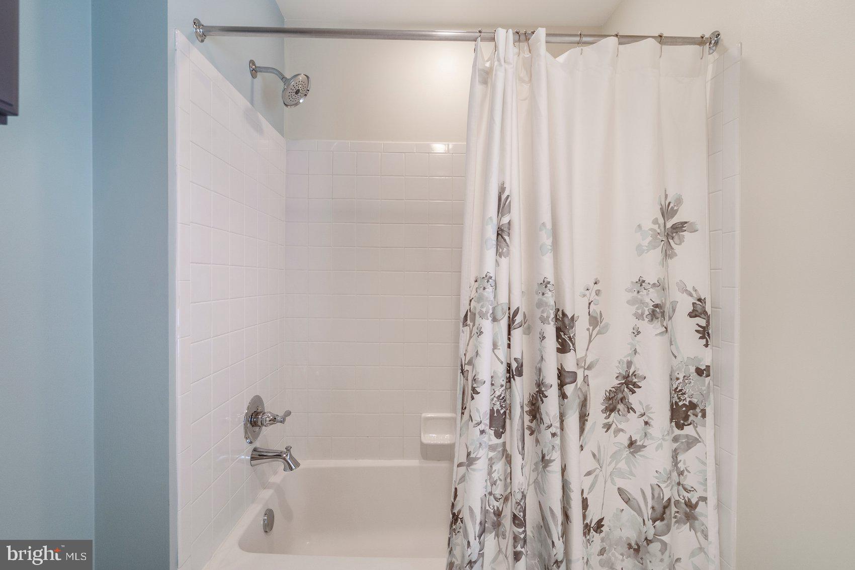 MIDDLEBURY - Residential