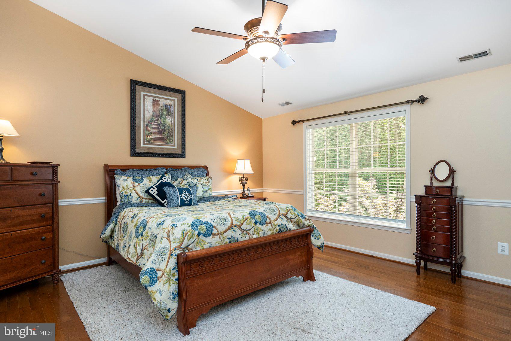 MIDDLEBURY - Residential