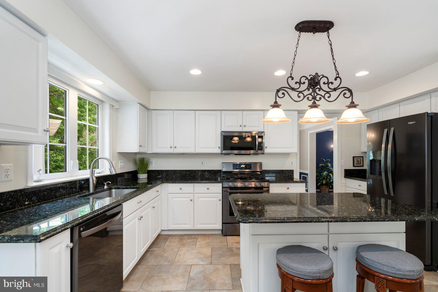 MIDDLEBURY - Residential