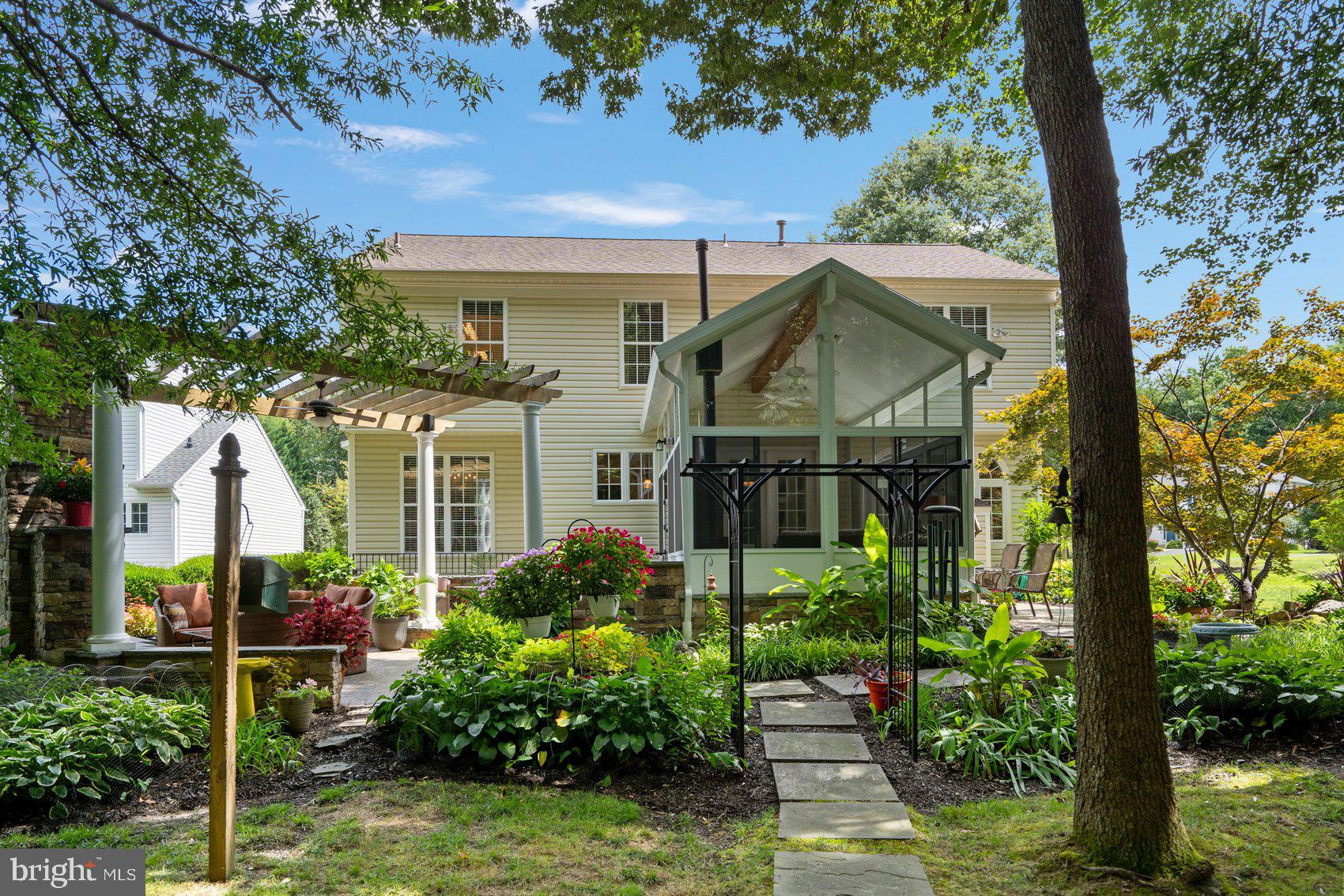 MIDDLEBURY - Residential