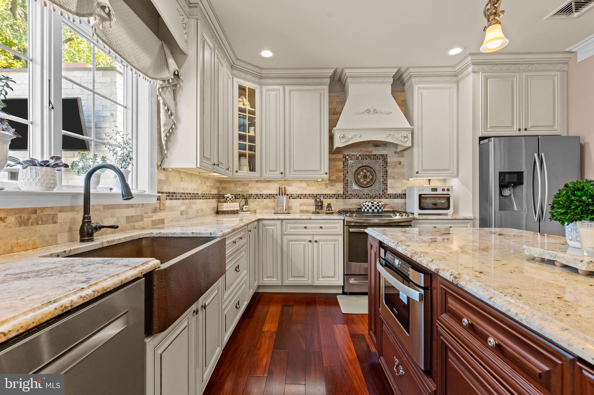 PADDOCK FARMS - Residential