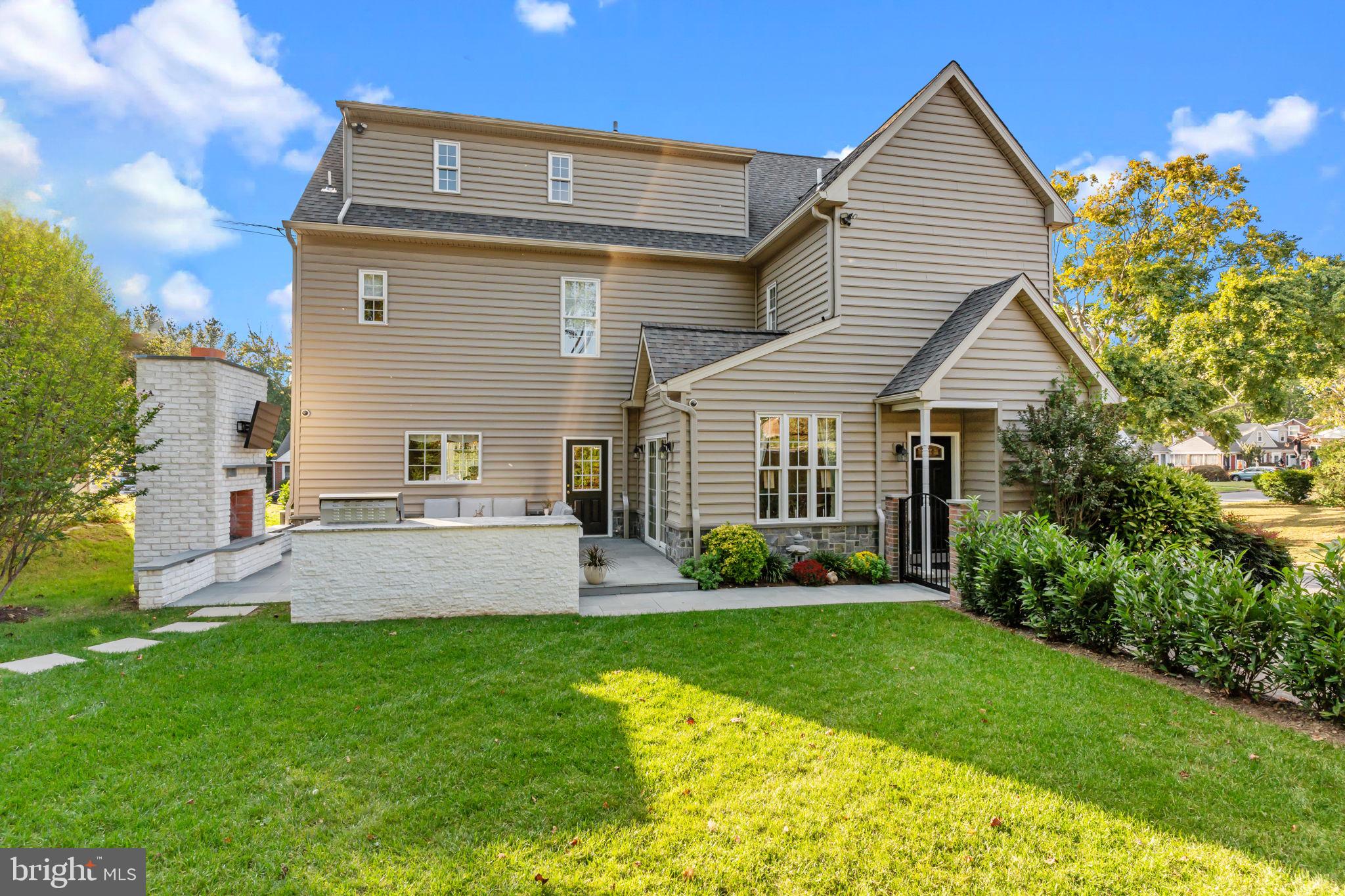 PADDOCK FARMS - Residential