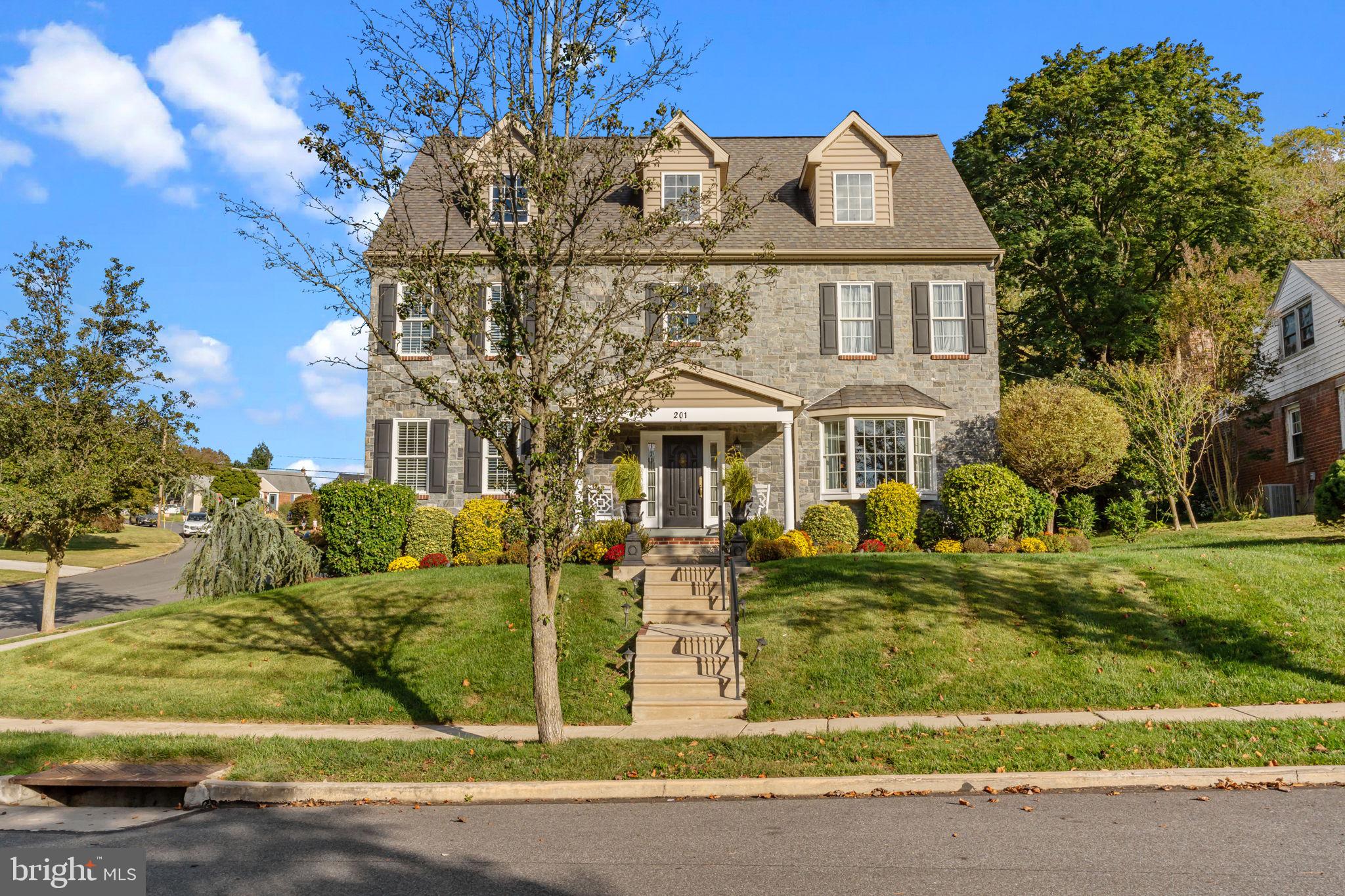 PADDOCK FARMS - Residential