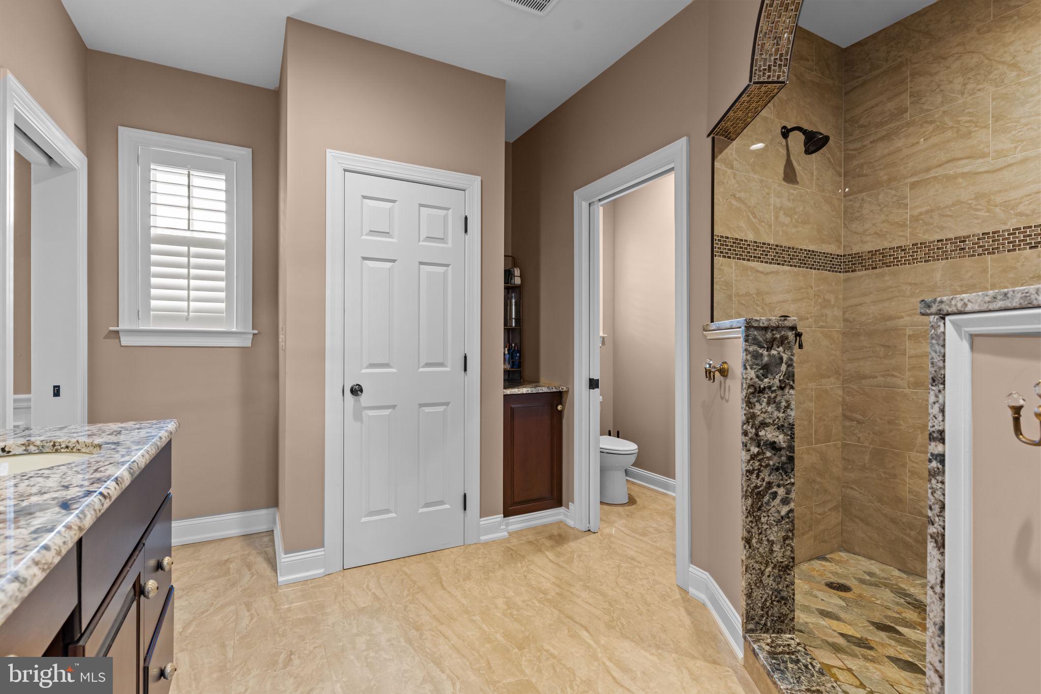 PADDOCK FARMS - Residential