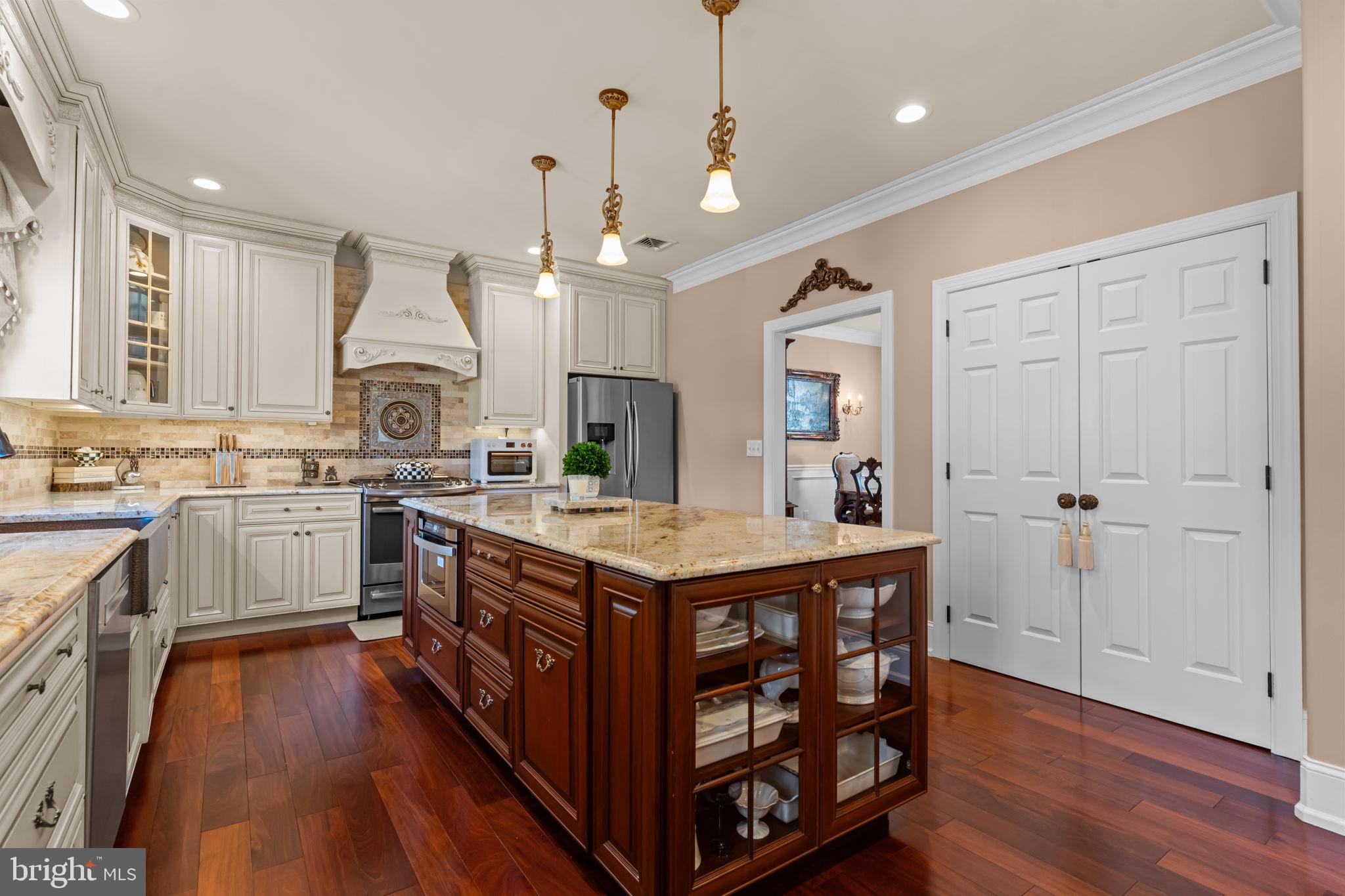 PADDOCK FARMS - Residential