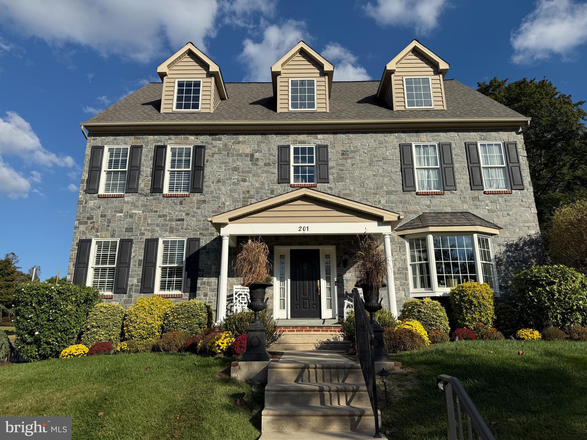 PADDOCK FARMS - Residential