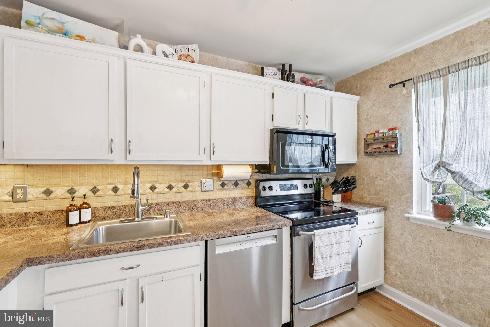 CARROLL MEADOWS - Residential