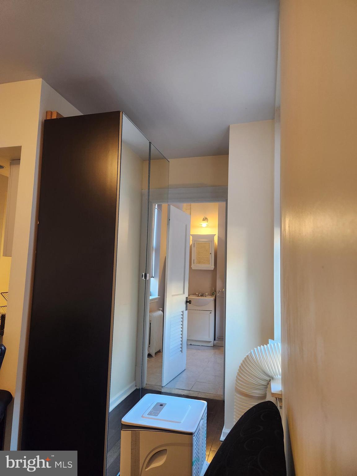 WASHINGTON SQ WEST - Residential Lease