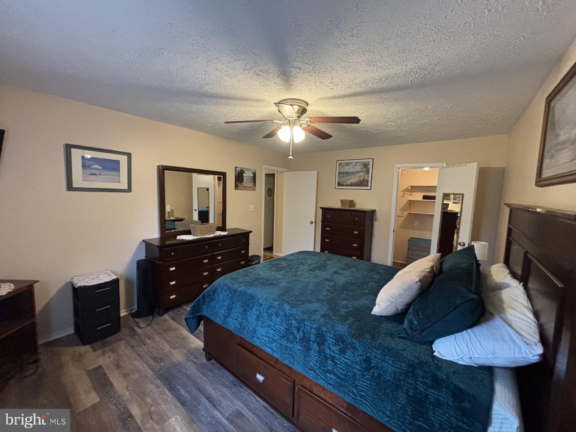 ROBERTS FIELD - Residential