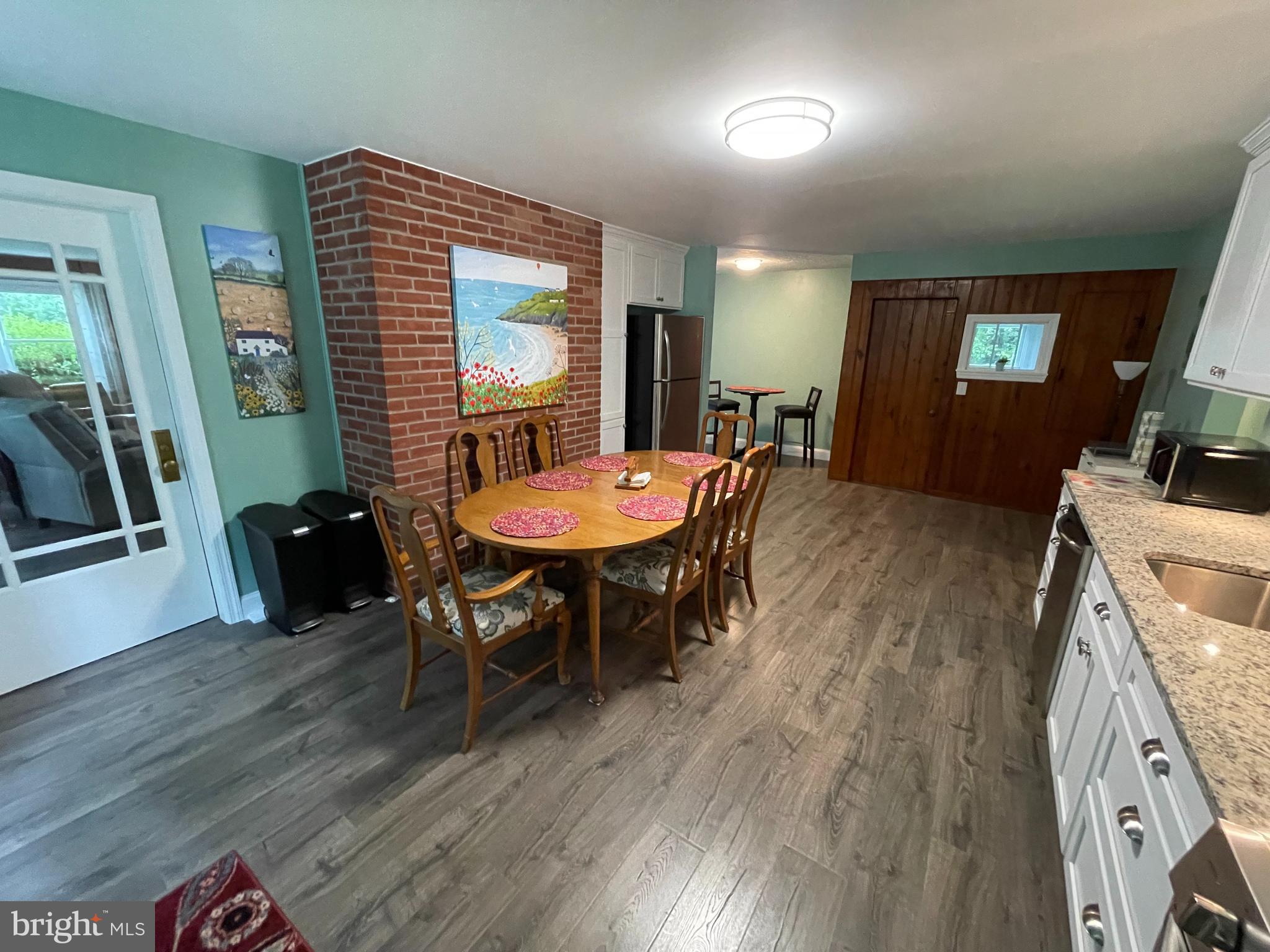 FOREST GREENS - Residential Lease