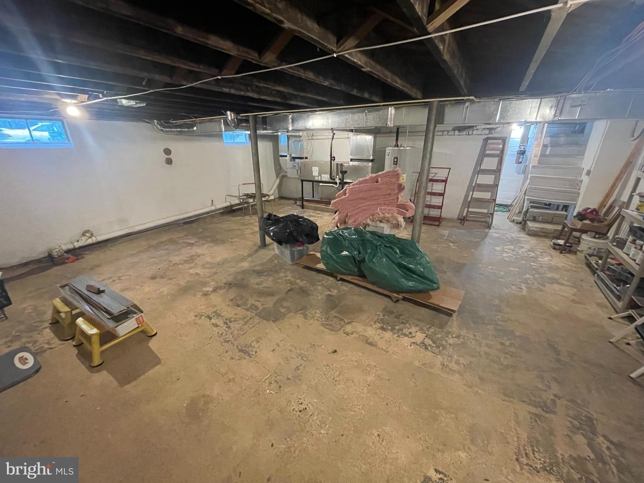 FOREST GREENS - Residential Lease