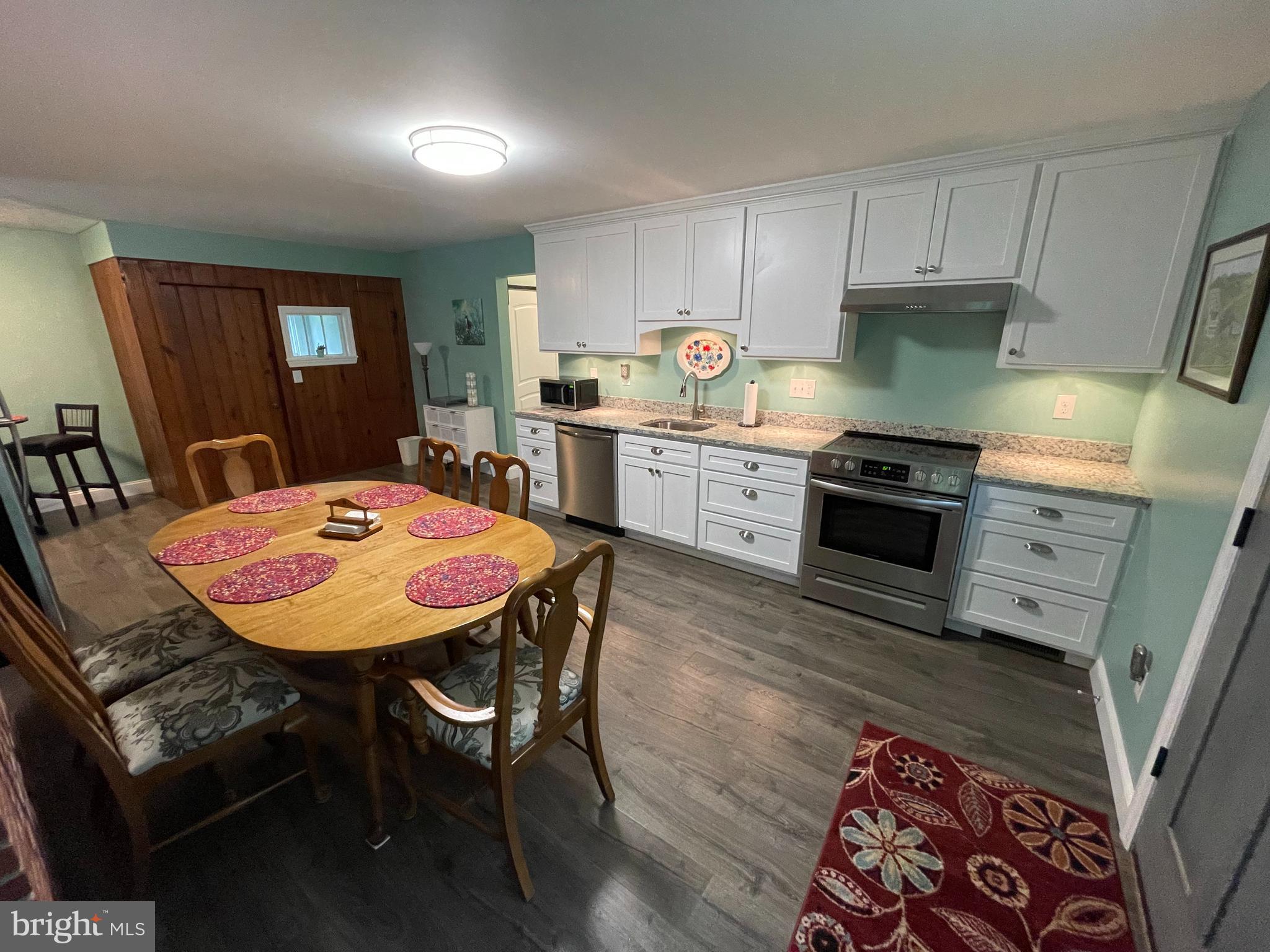 FOREST GREENS - Residential Lease