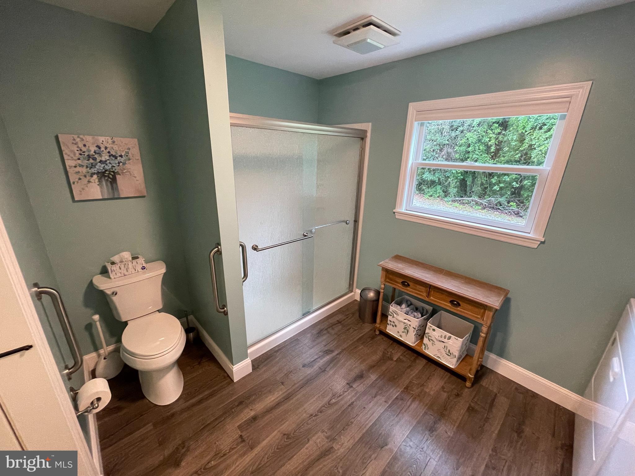 FOREST GREENS - Residential Lease