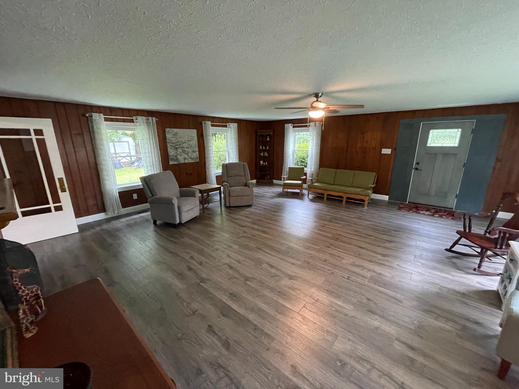 FOREST GREENS - Residential Lease