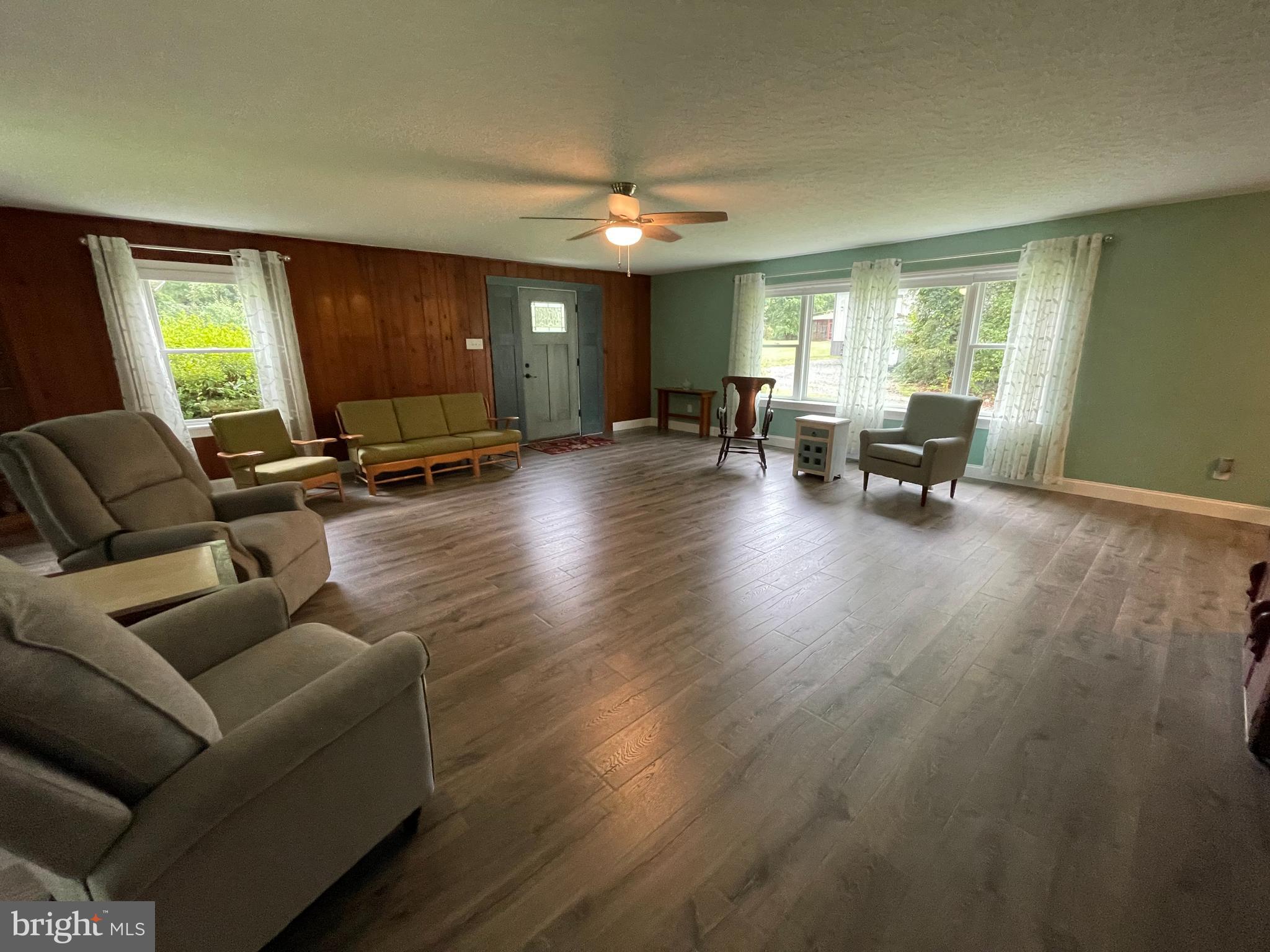 FOREST GREENS - Residential Lease