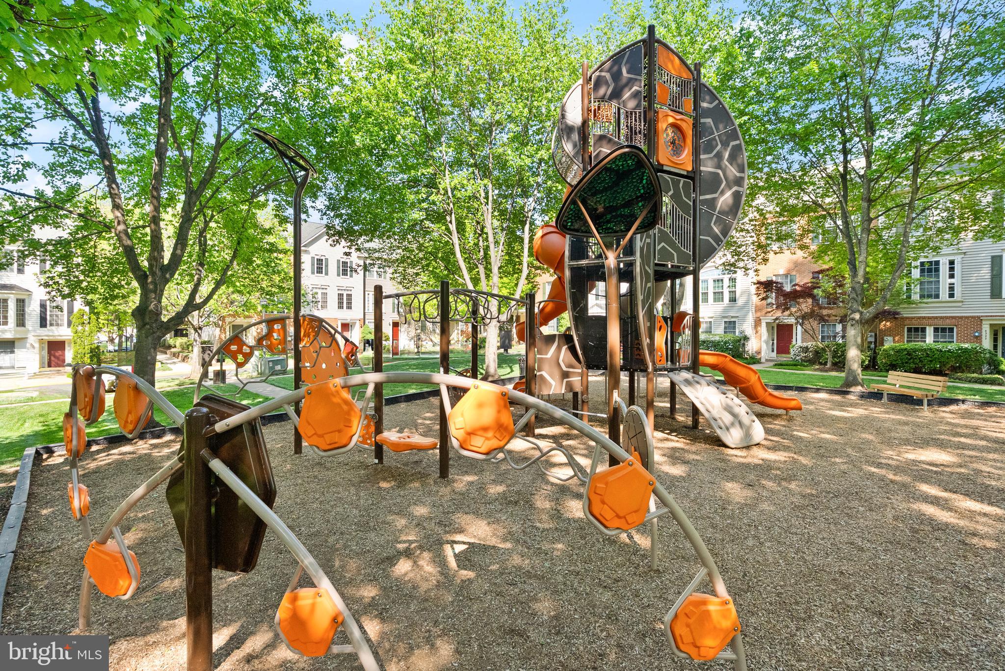 CEDAR LAKES - Residential