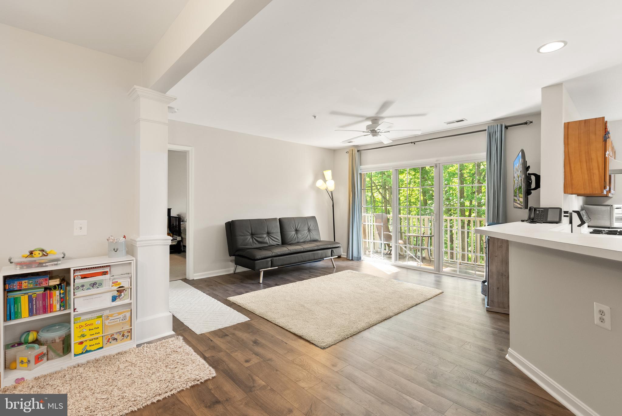 CEDAR LAKES - Residential