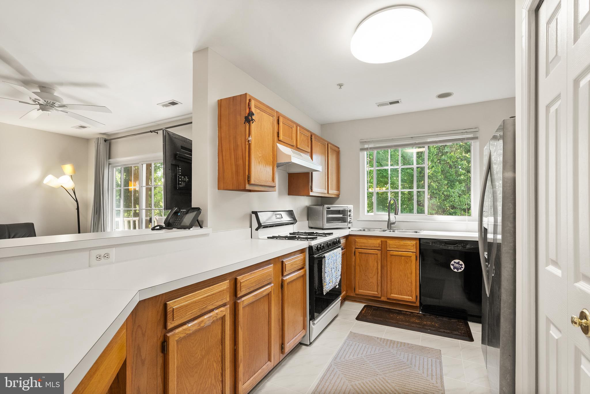 CEDAR LAKES - Residential