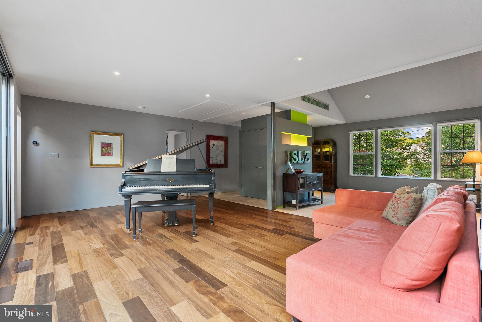 PINEHURST VILLAGE - Residential