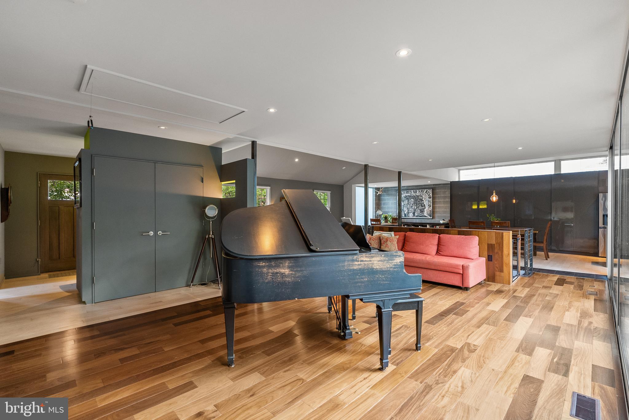 PINEHURST VILLAGE - Residential