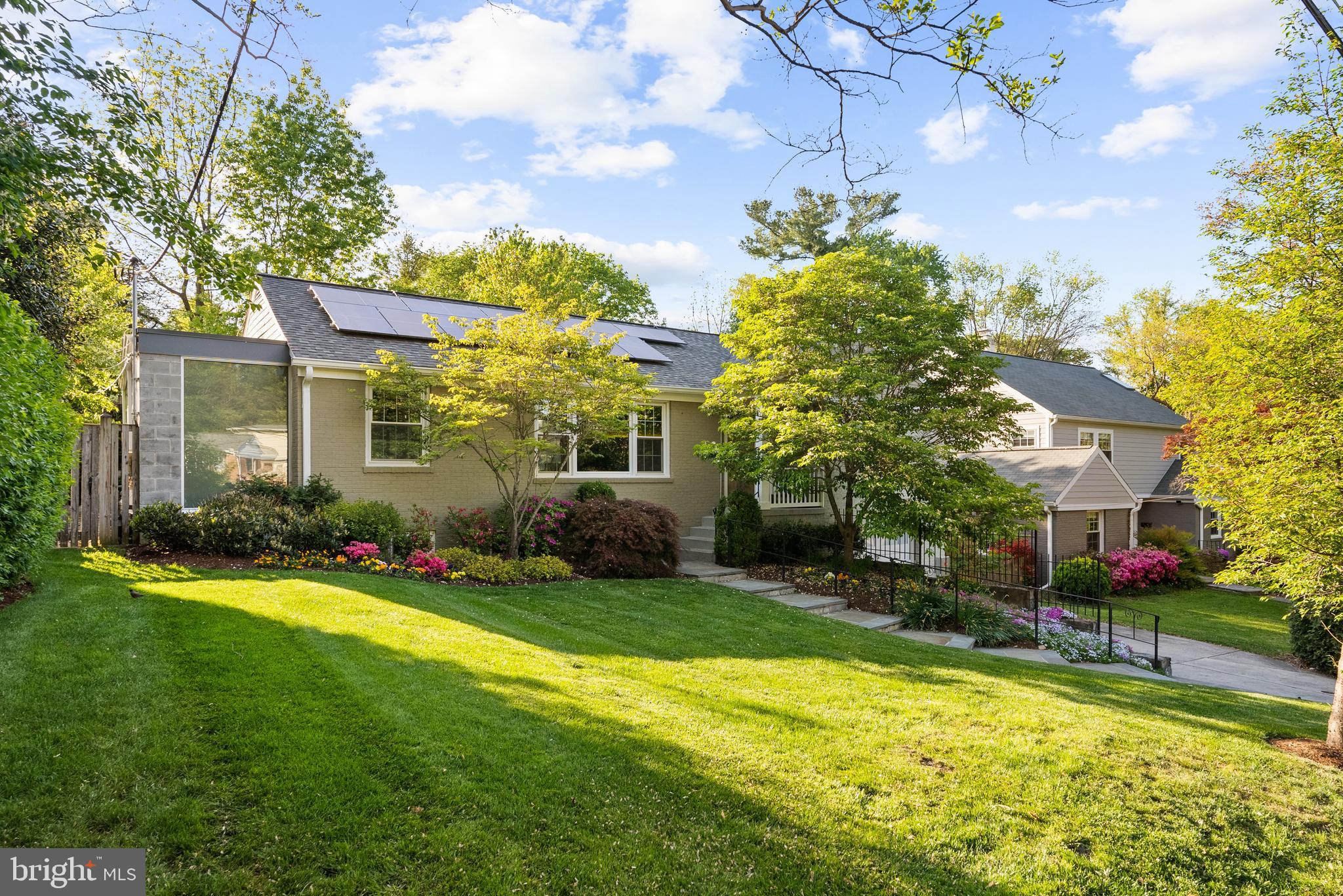 PINEHURST VILLAGE - Residential