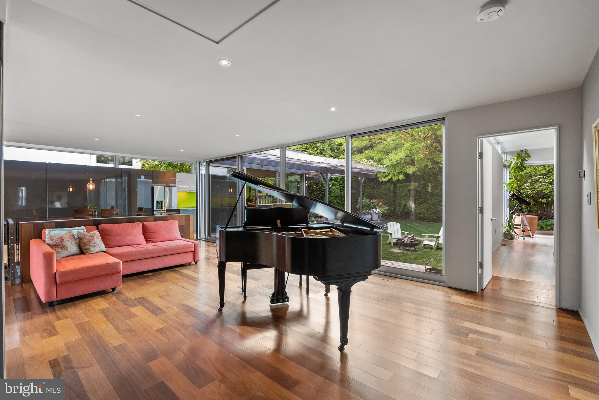 PINEHURST VILLAGE - Residential
