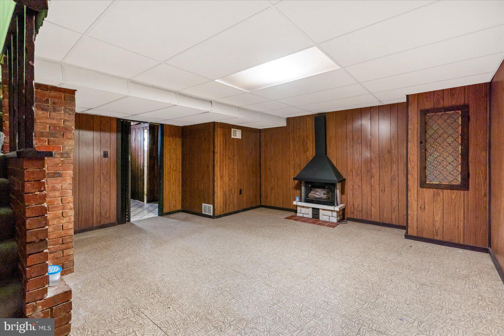 COUNTRY RIDGE - Residential