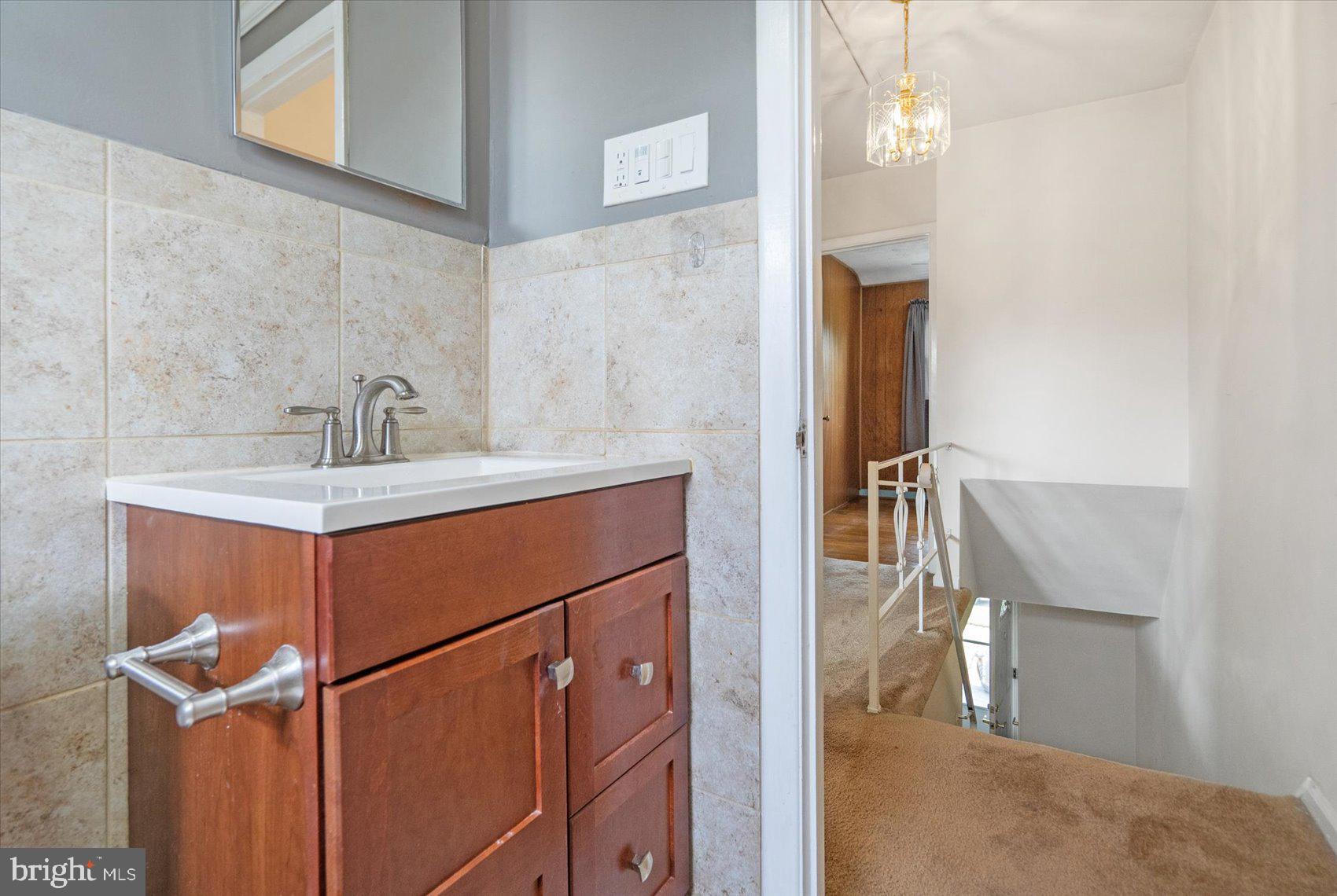 COUNTRY RIDGE - Residential