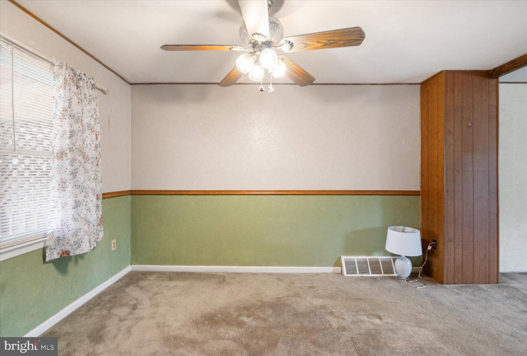 COUNTRY RIDGE - Residential