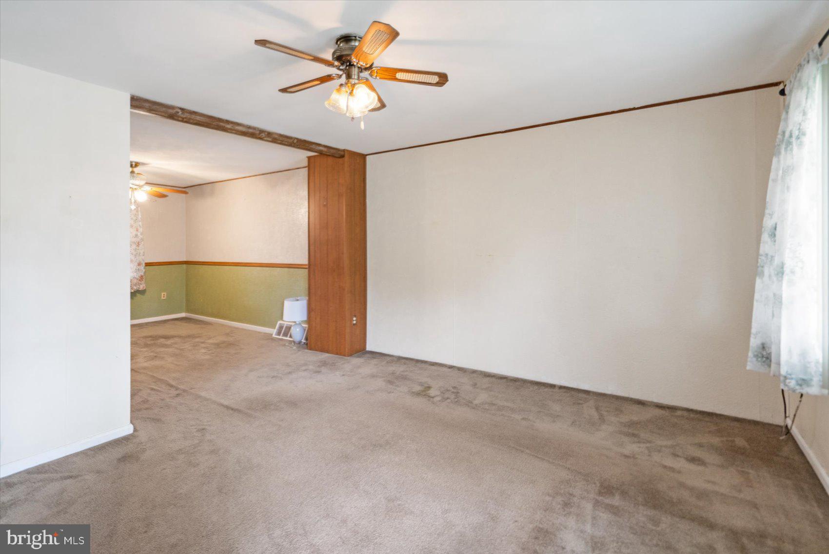 COUNTRY RIDGE - Residential