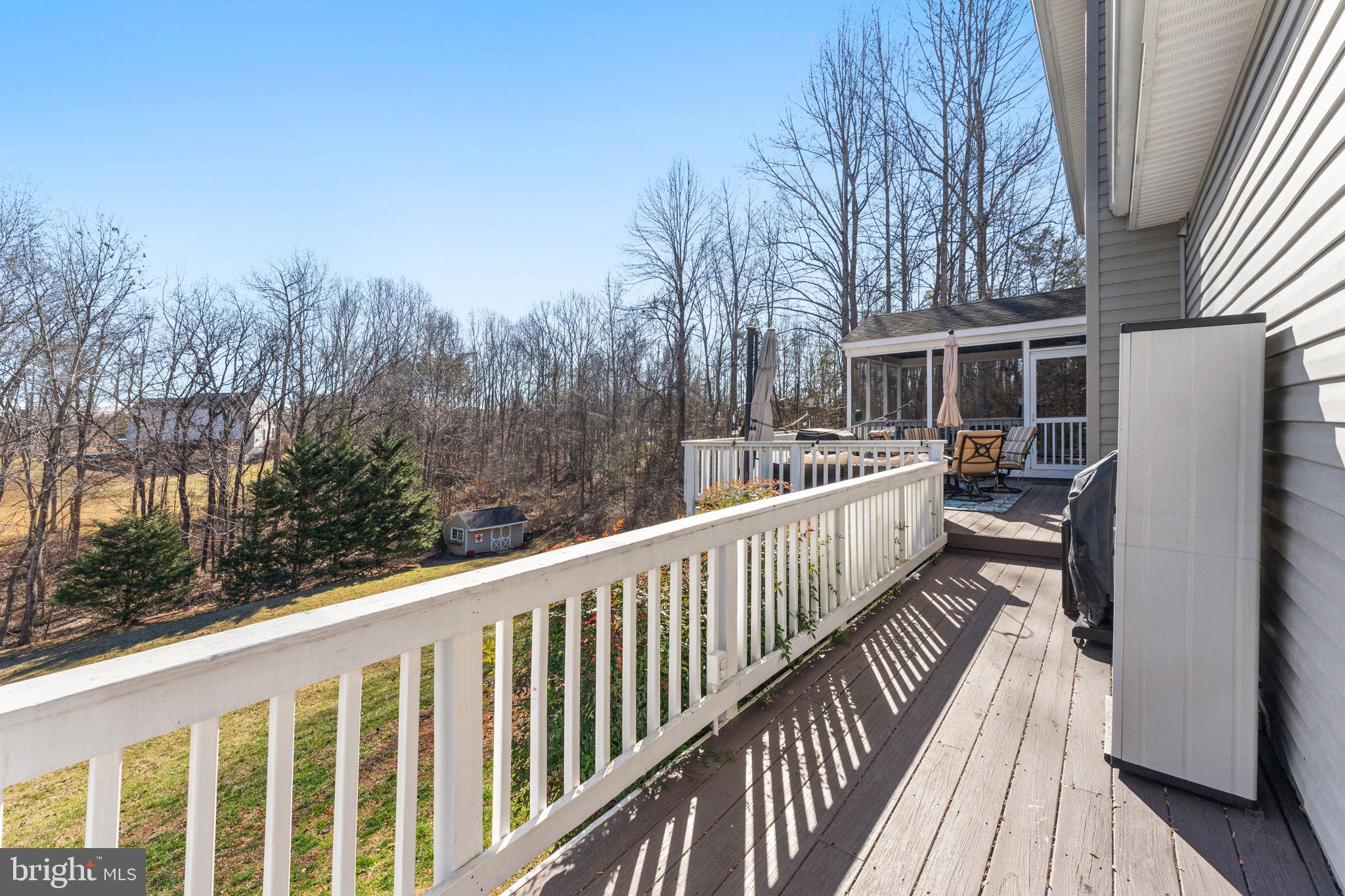 DUTCH HOLLOW - Residential