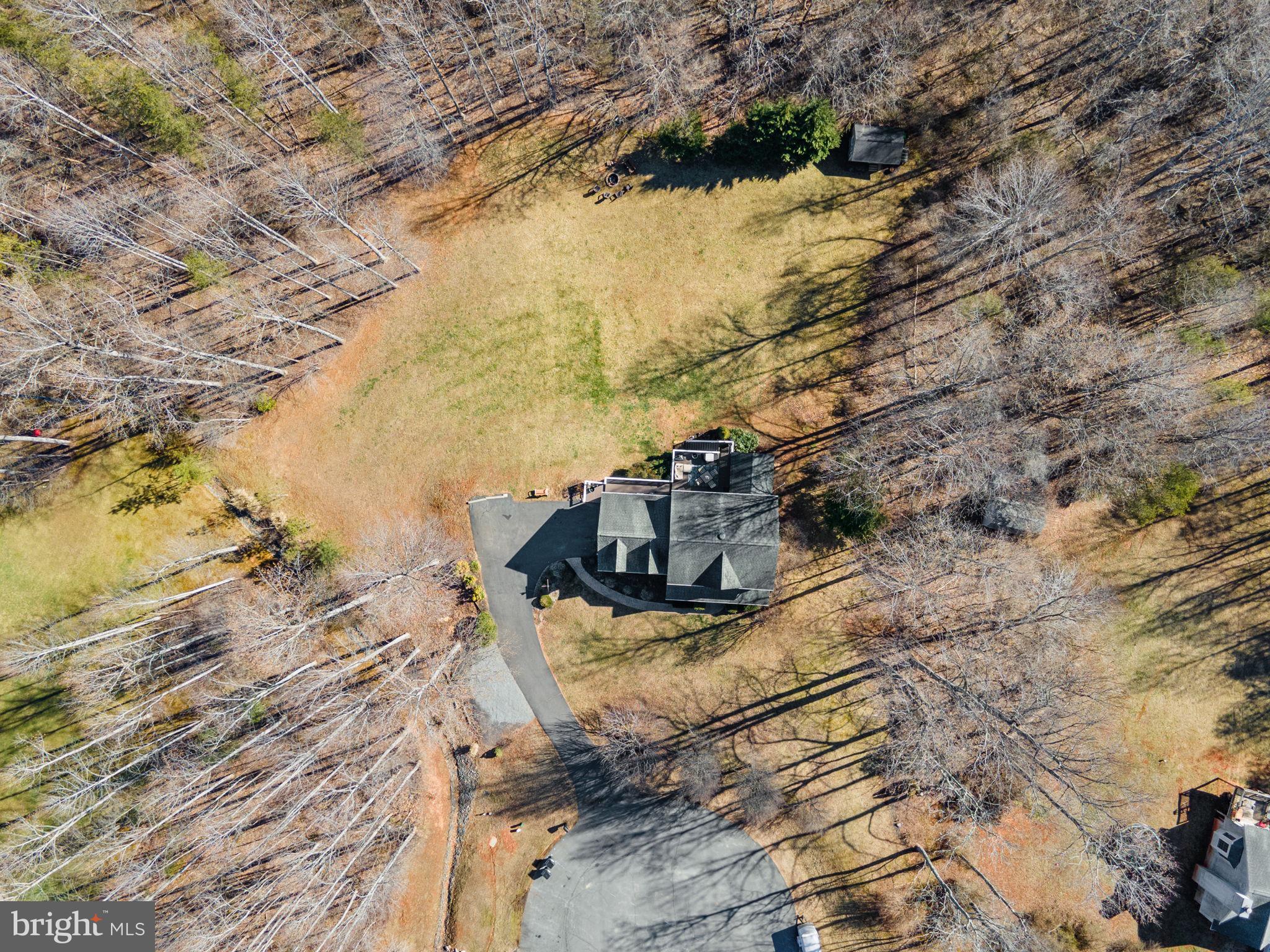 DUTCH HOLLOW - Residential