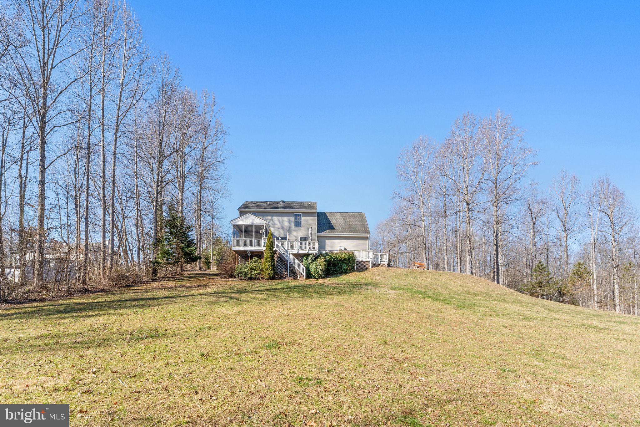 DUTCH HOLLOW - Residential