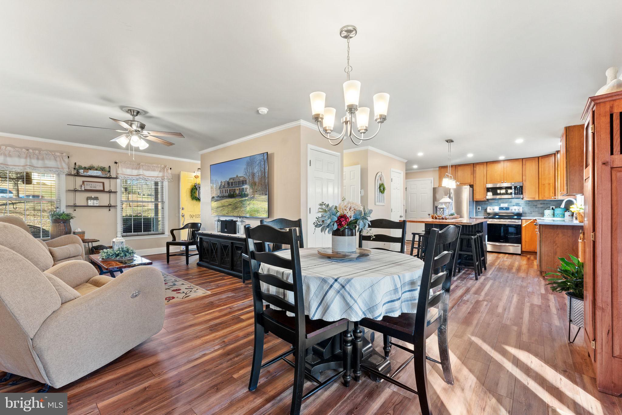 DUTCH HOLLOW - Residential