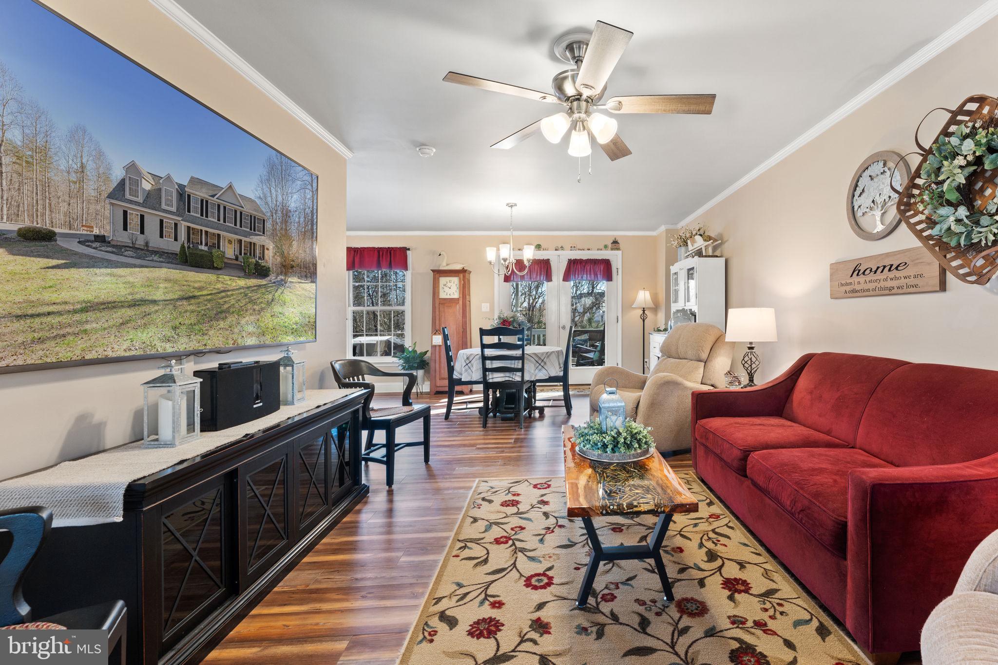 DUTCH HOLLOW - Residential