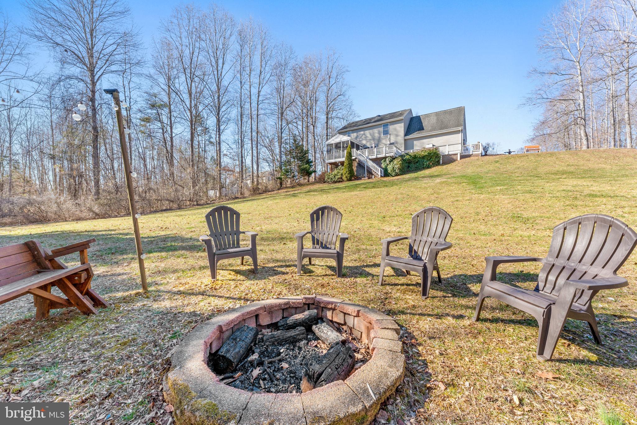 DUTCH HOLLOW - Residential