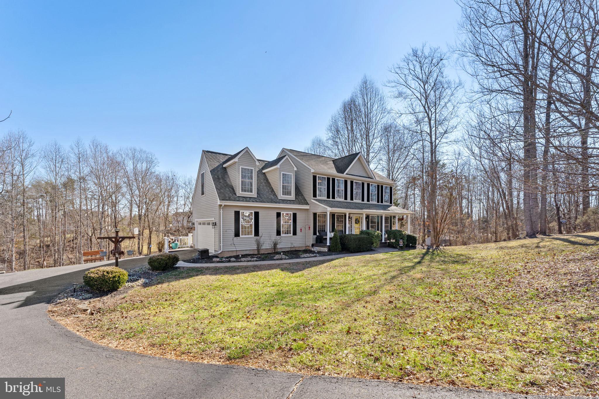 DUTCH HOLLOW - Residential