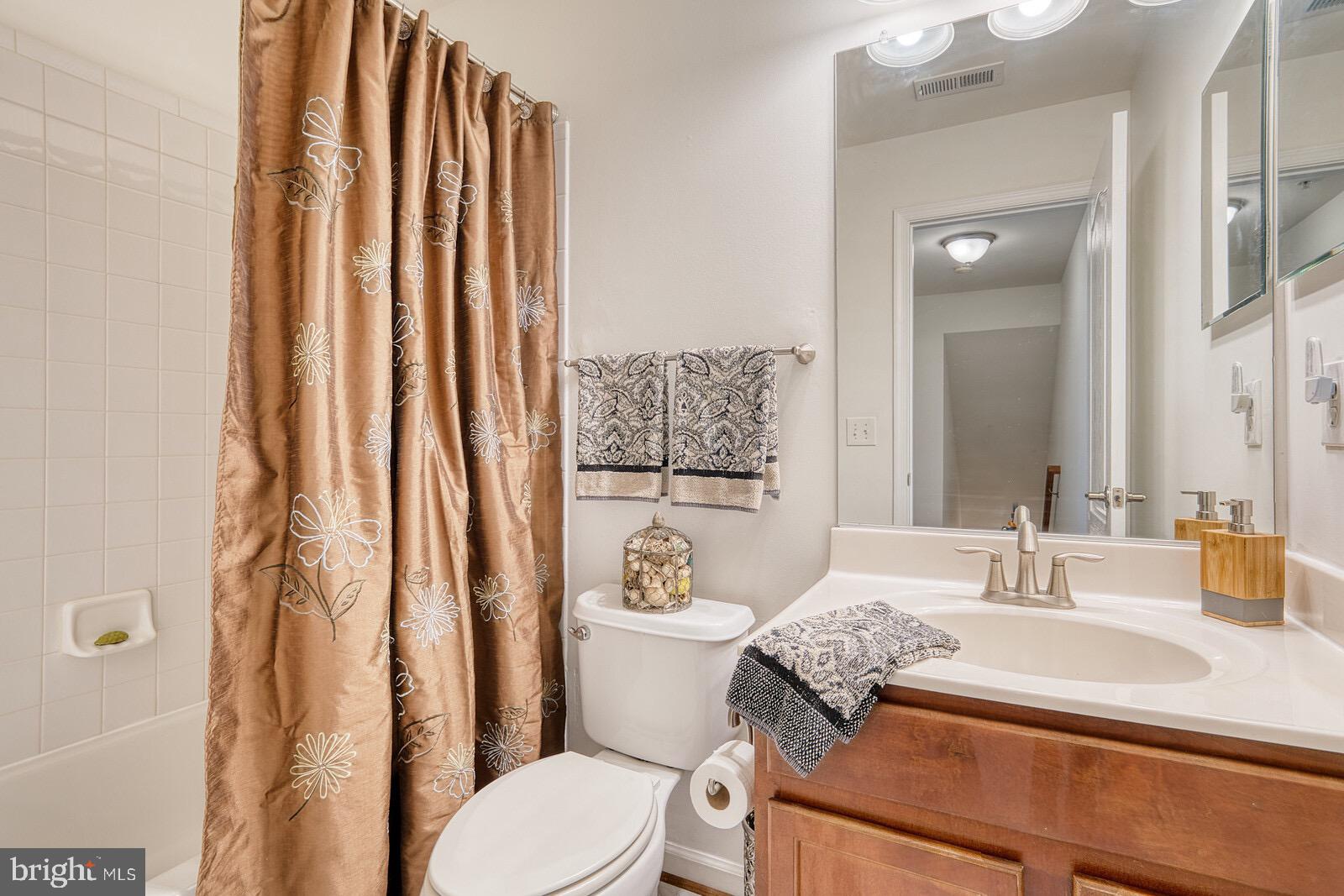 PINES OF LAUREL - Residential