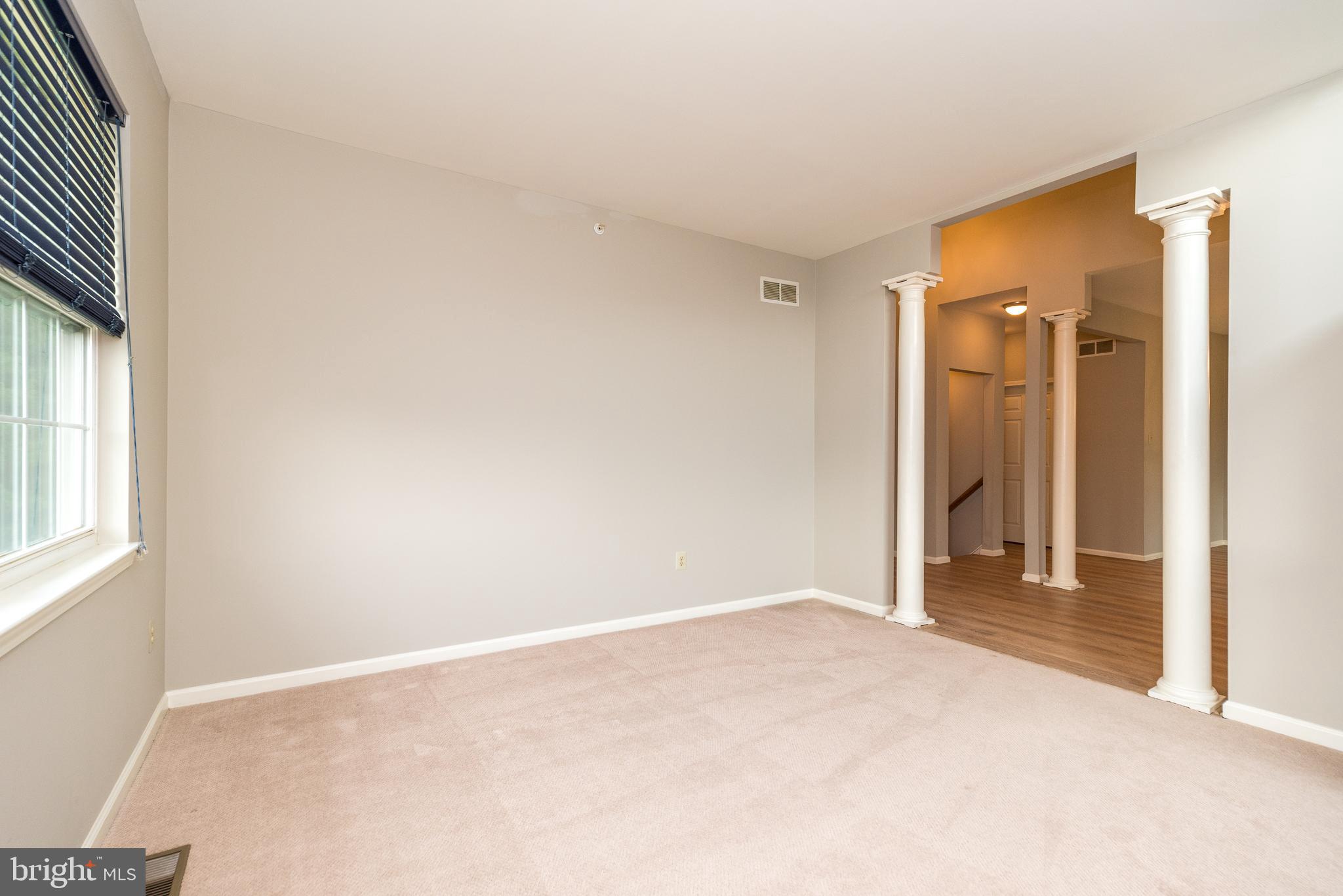 WHISPER RIDGE S - Residential