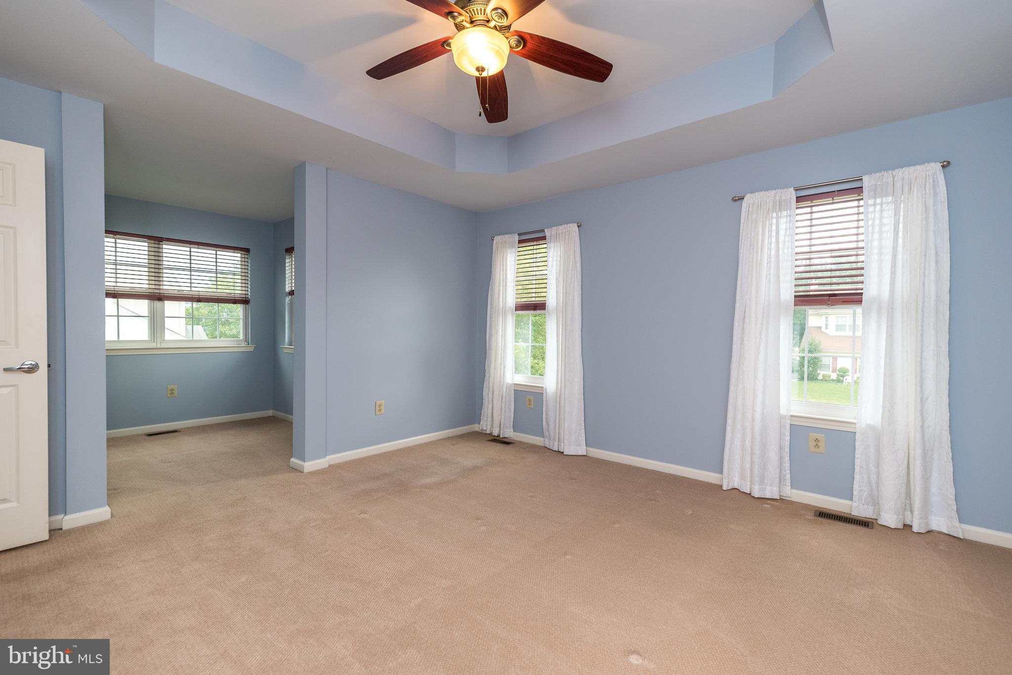 WHISPER RIDGE S - Residential