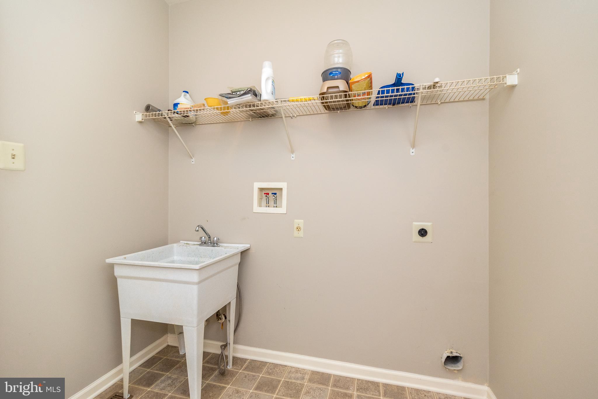 WHISPER RIDGE S - Residential