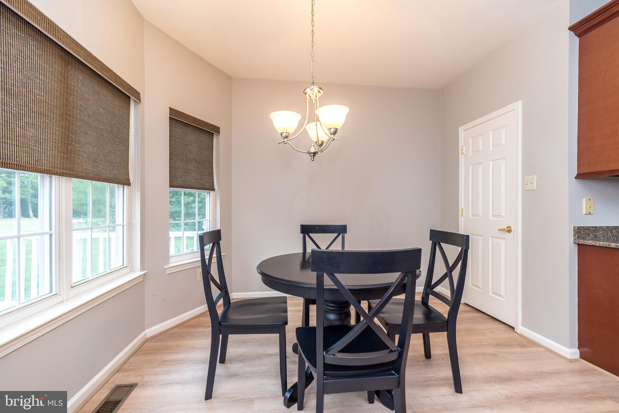 WHISPER RIDGE S - Residential