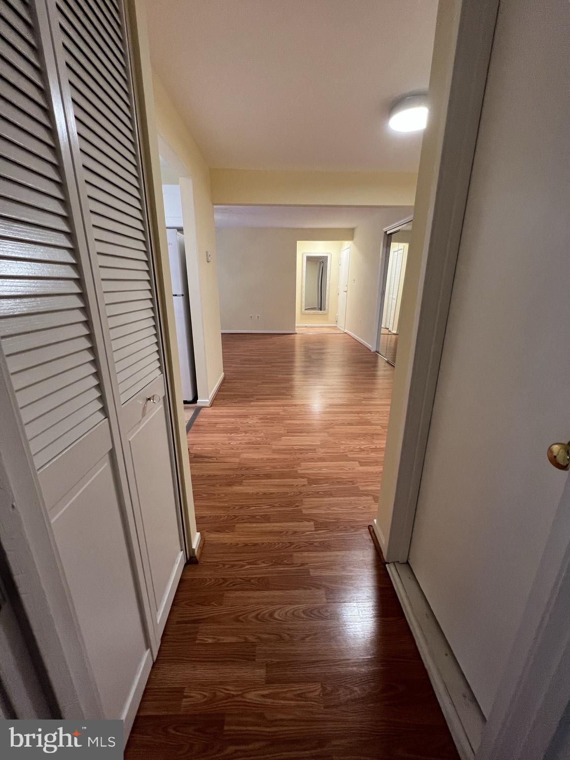 LONG REACH HOUSE CONDOMINIUMS - Residential Lease