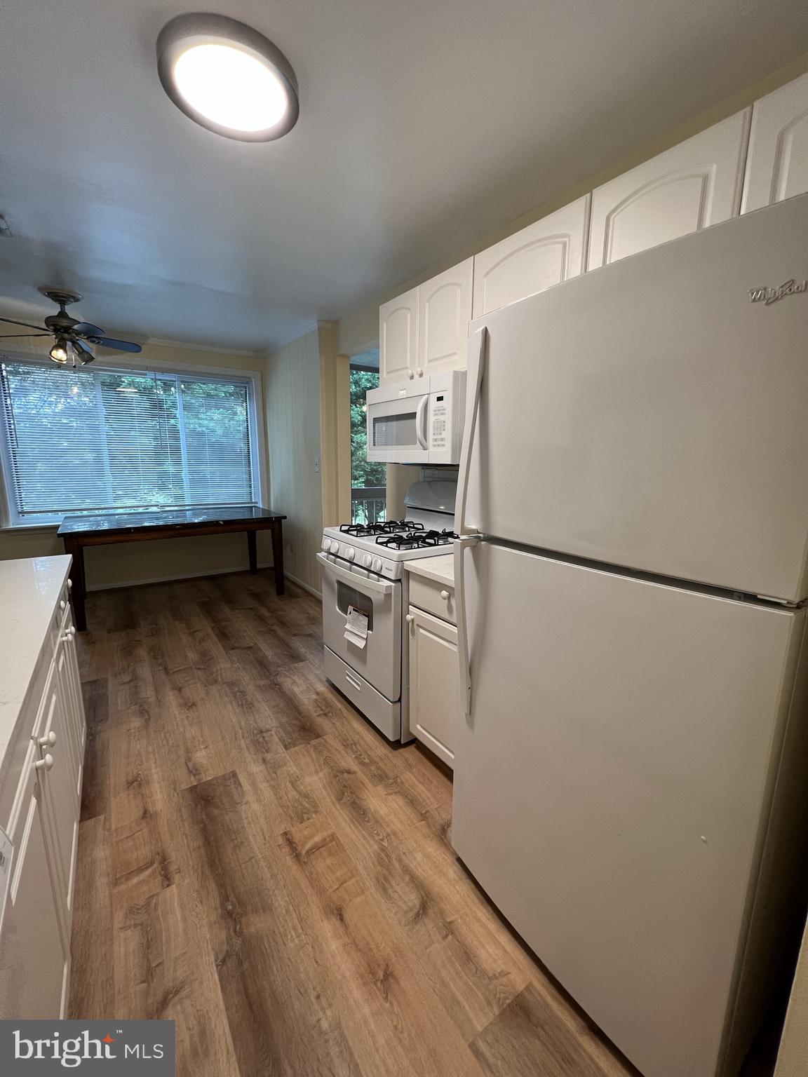 LONG REACH HOUSE CONDOMINIUMS - Residential Lease