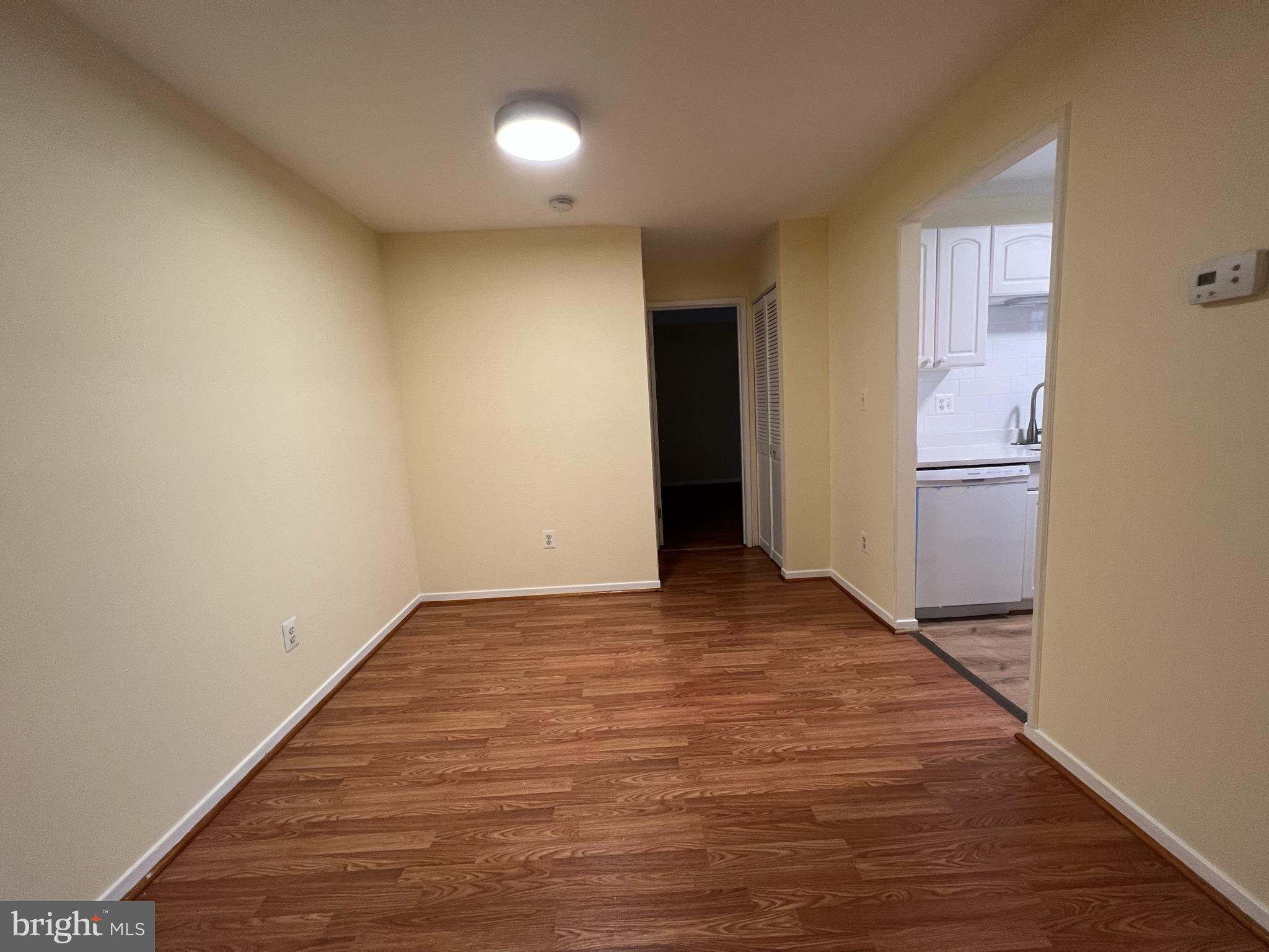 LONG REACH HOUSE CONDOMINIUMS - Residential Lease