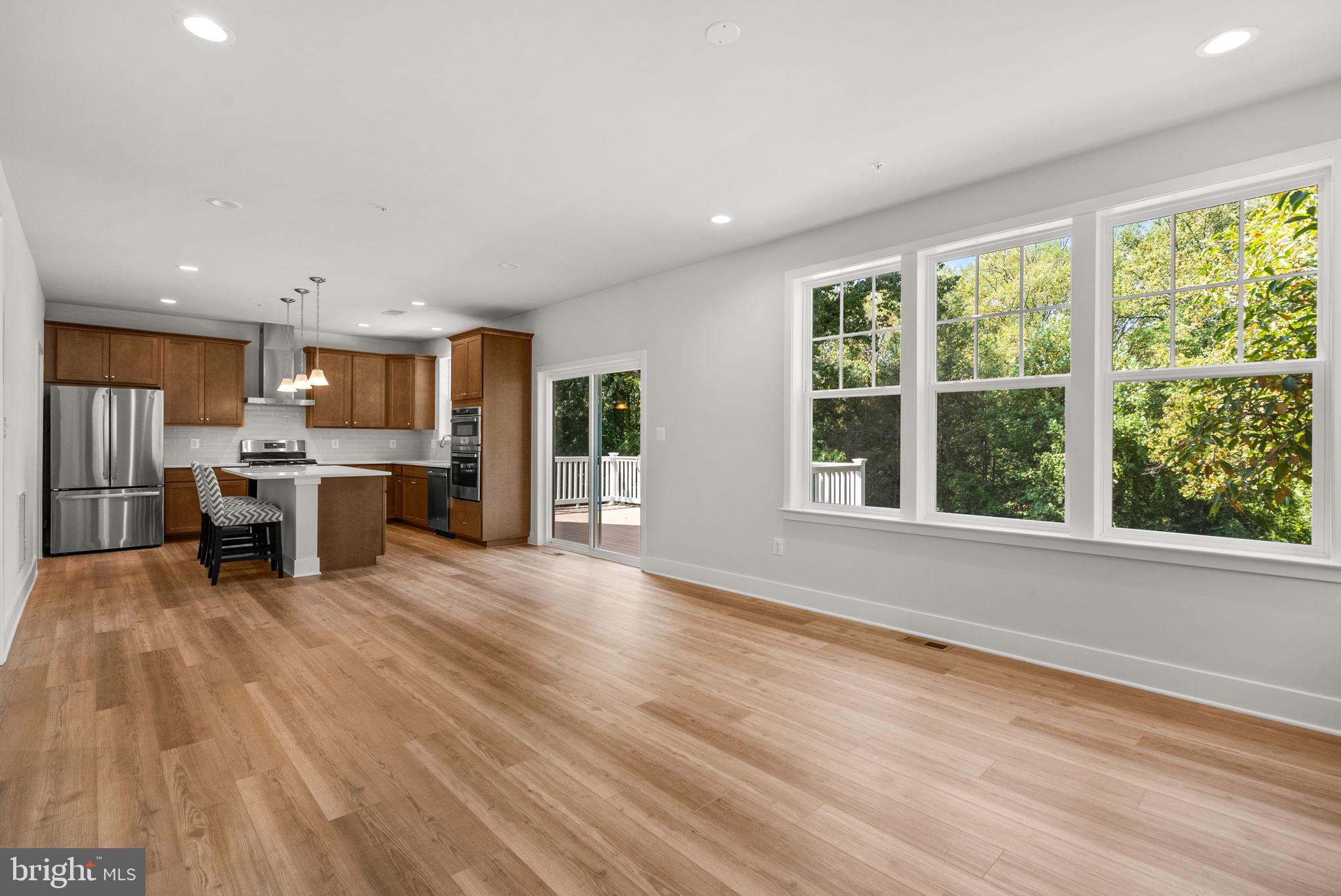 9324 MEREDITH AVENUE